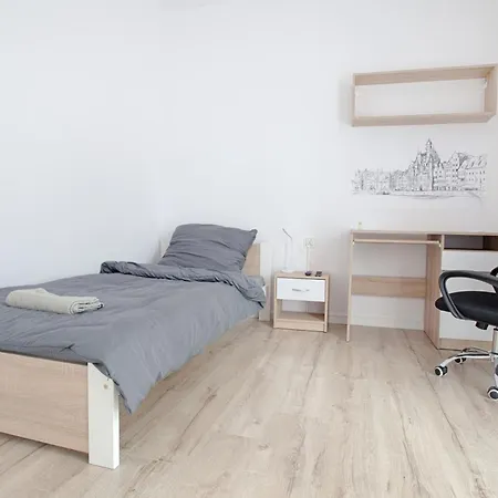 Lake&City - Komfortowe Pokoje Blisko Majaland, Jeziora, Lasu Oraz Serca Trojmiasta Gdańsk Zewnętrze zdjęcie